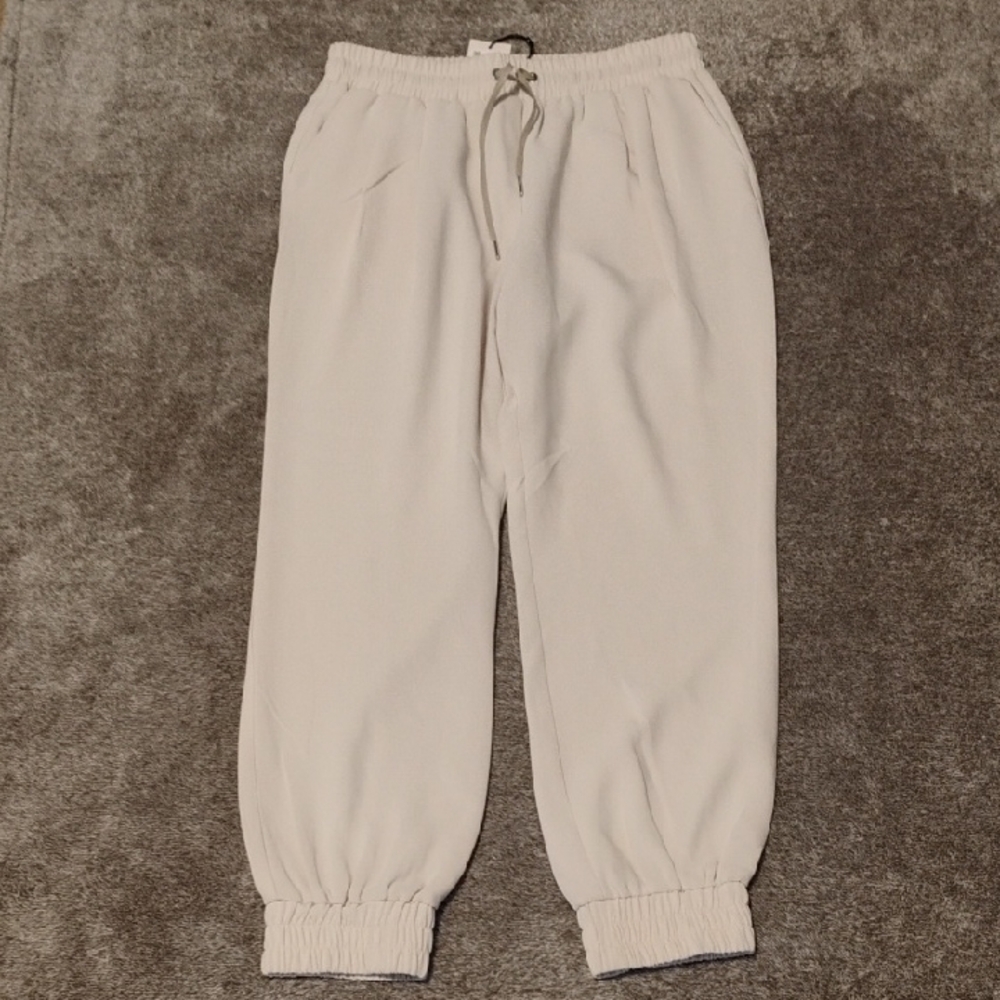 Cinq á Sept NWT Dorian Pants Pale Star